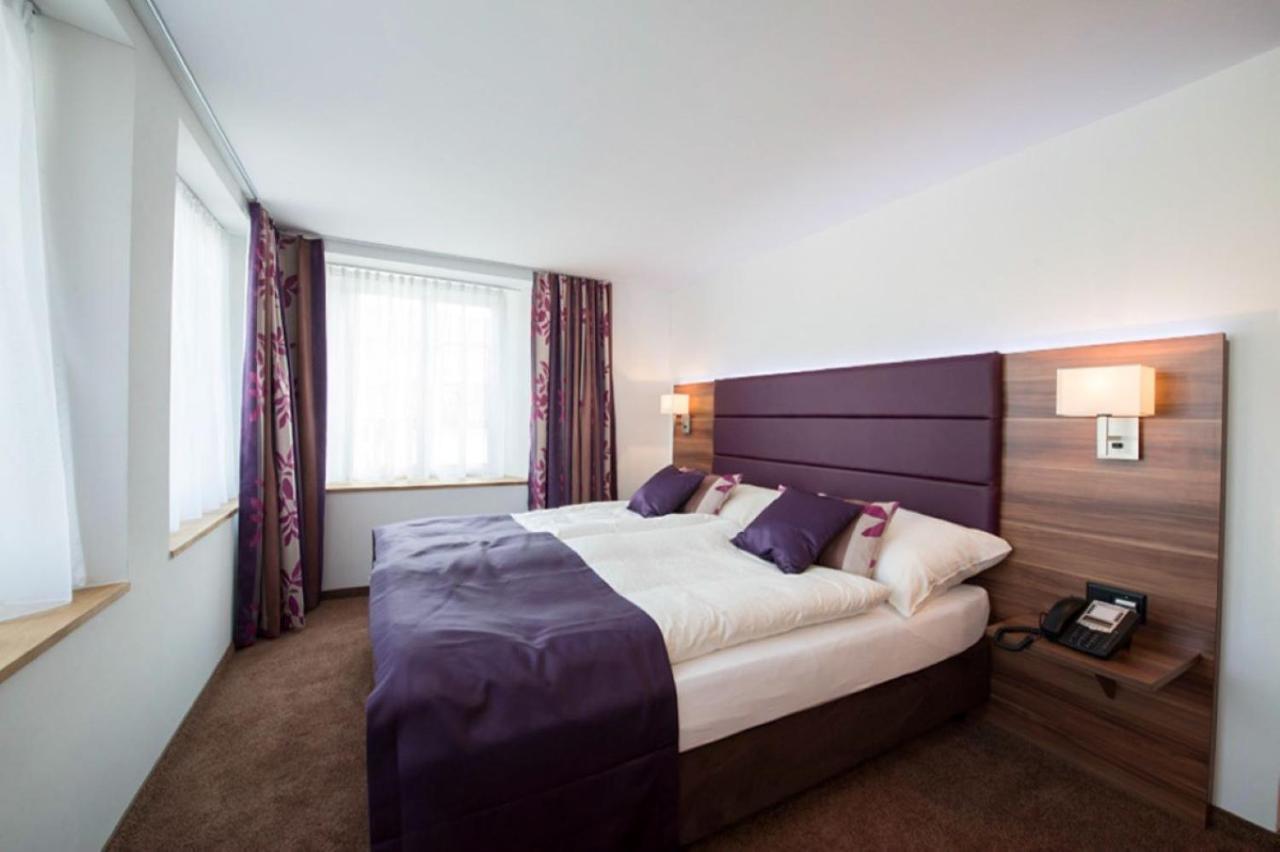 เฮชท์ Hotel Fehraltorf ภายนอก รูปภาพ