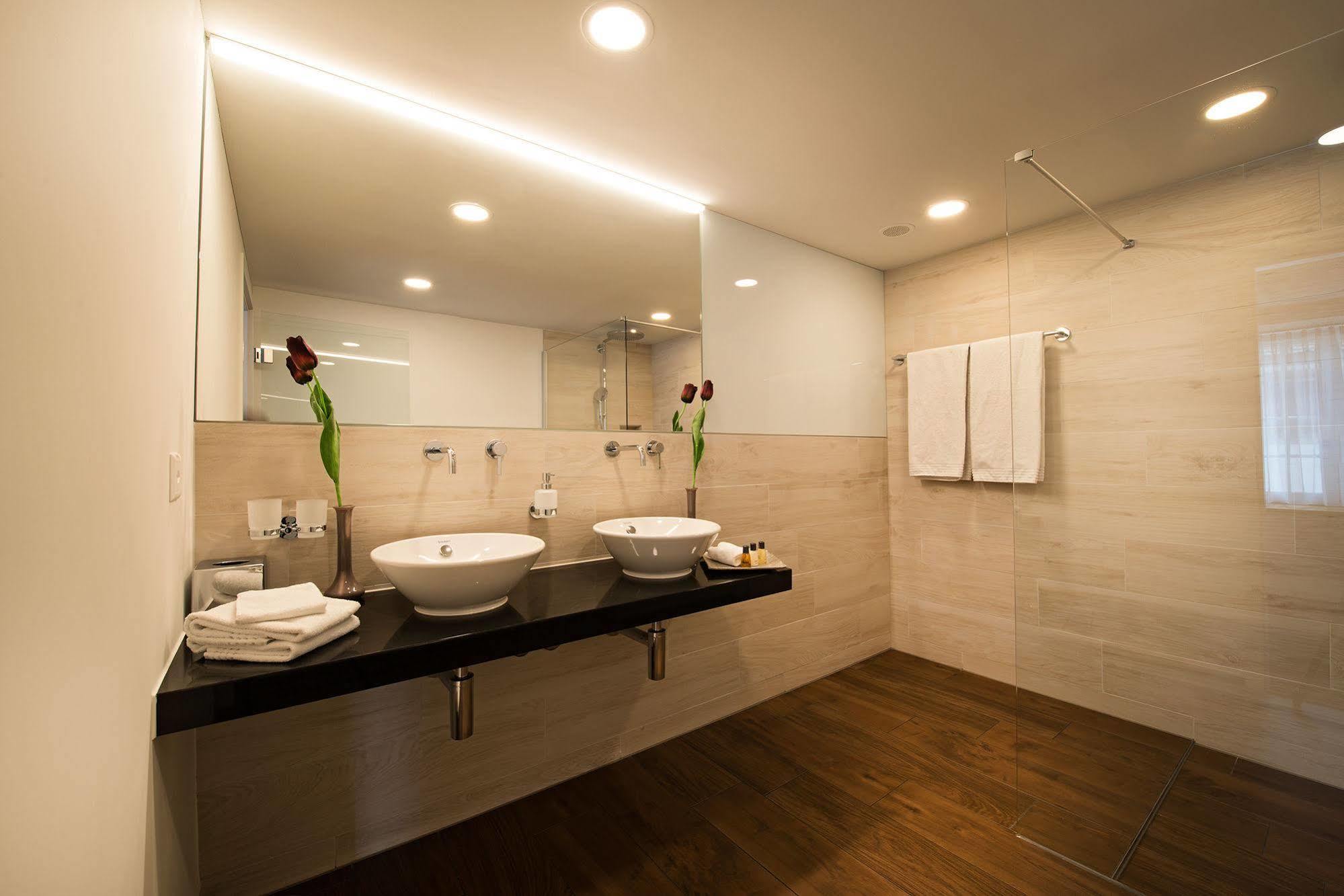 เฮชท์ Hotel Fehraltorf ภายนอก รูปภาพ